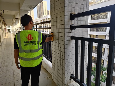 福建龍巖磚墻墜落事件